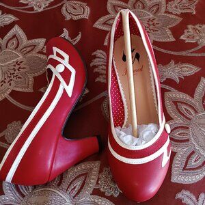 Banned Retro Red Heels, 6, NWB